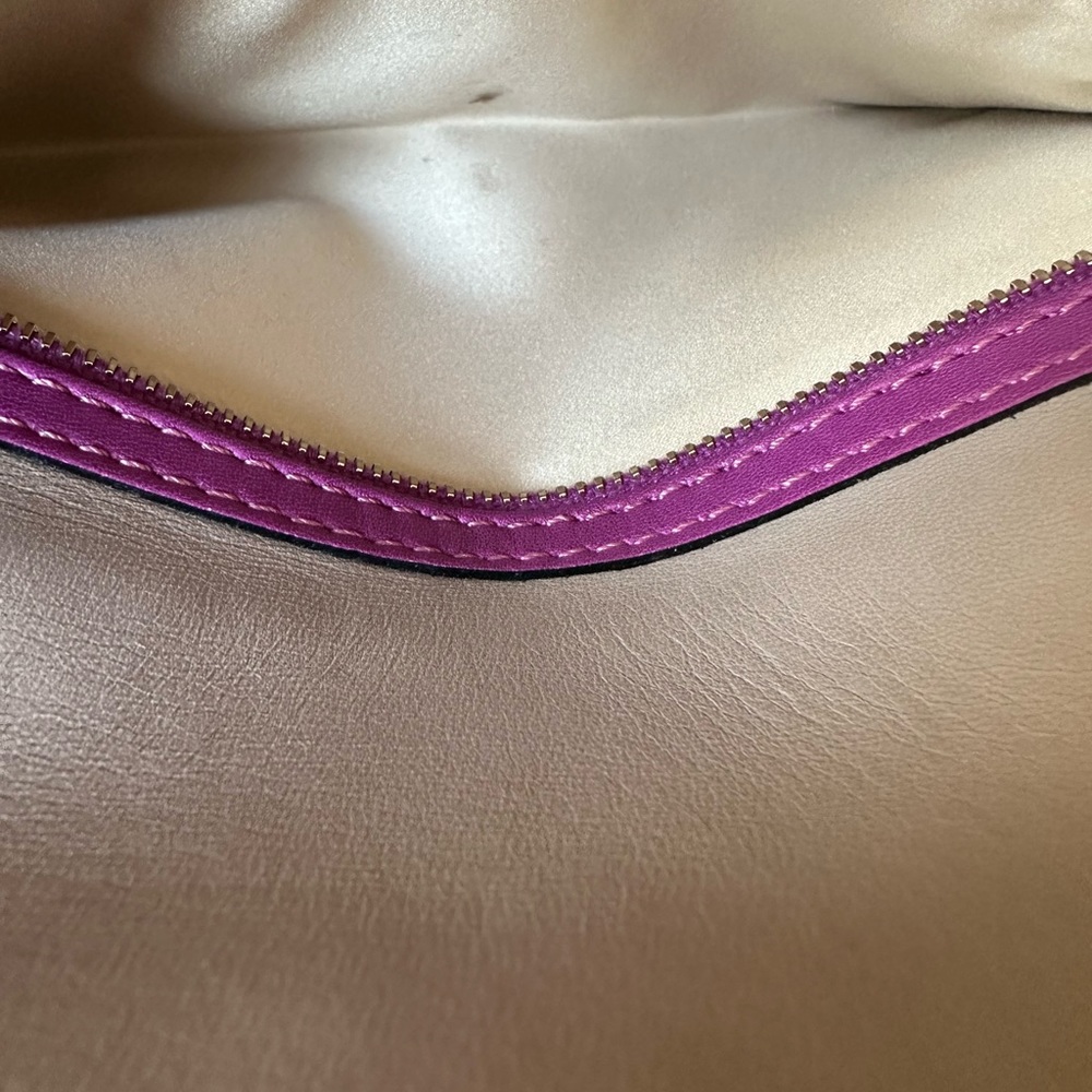 Valentino garavani clutch/wristlet pouch - Picture 6 of 11